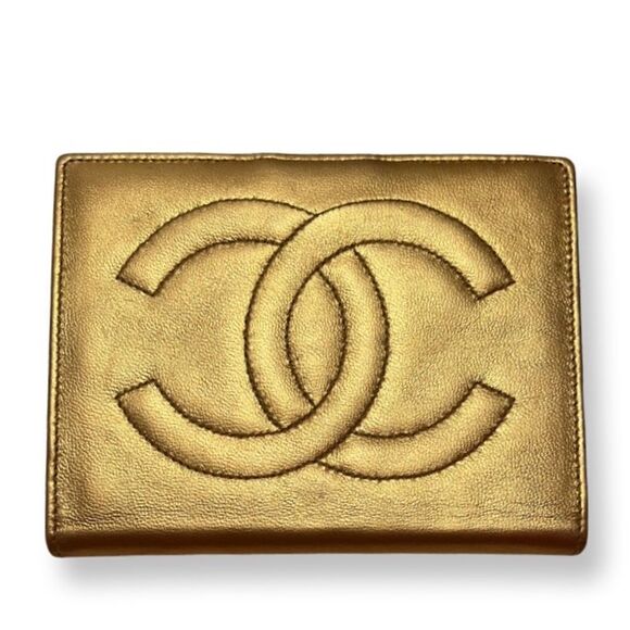 Chanel Gold Logo Short Wallet RARE - Picture 1 of 11